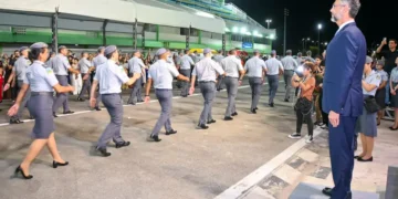 Governo do Amapá promove 409 policiais militares em solenidade no Sambódromo de Macapá