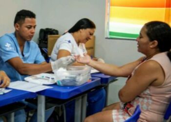 PREFEITURA DE MACAPÁ LEVA MUTIRÃO DE SERVIÇOS AO BAIRRO BRASIL NOVO