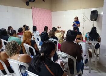 CAFÉ COM AS AMIGAS REÚNE MULHERES EM MOMENTO DE COMUNHÃO E RECEBE A PRÉ-CANDIDATA AO SENADO ALLINY SERRÃO