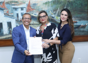 Prefeitura recebe Unidade Odontológica Móvel e amplia atendimento de saúde bucal em Macapá