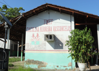 PREFEITURA INICIA PLANO DE MELHORIAS EM ESCOLAS DA FAZENDINHA E DEFINE AÇÕES IMEDIATAS PARA GARANTIR MAIS QUALIDADE NO ENSINO