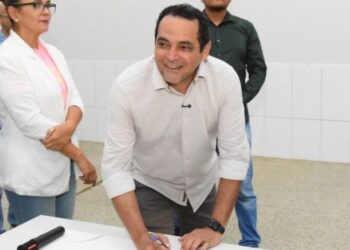 PAULO LEMOS DESTACA INVESTIMENTOS E AVANÇOS NA EDUCAÇÃO PÚBLICA DO AMAPÁ