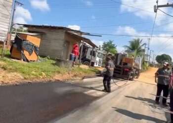 Prefeitura de Santana avança com pavimentação asfáltica no bairro Monte das Oliveiras